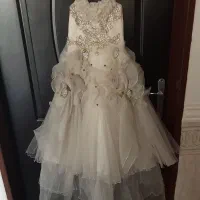 دوتا لباس عروس