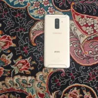 سامسونگ Galaxy A6+ (2018) با حافظهٔ ۶۴ گیگابایت