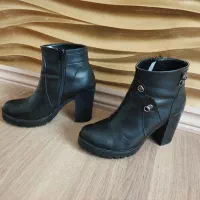 نیم بوت زنانه سایز ۳۸ الی ۳۹