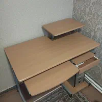 میز کامپیوتر