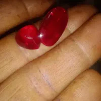 فروش دو عدد سنگ لعل قرمز