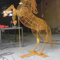 فروش انواع مجسمه فلزی ابعاد واقعی|مجسمه، تندیس، ماکت|خمینی‌شهر, |دیوار