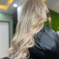 خدمات و آموزش تخصصی رنگ لایت (فراخوان مدل)