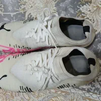 استوک فوتبال|کیف، کفش، کمربند|تهران, خانی آباد نو شمالی|دیوار