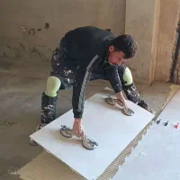 کاشی کار و سرامیک کاری