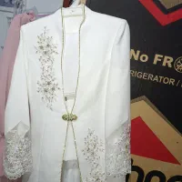 کت وشلوار|لباس|صحنه, |دیوار