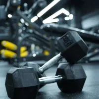 نیروی کارجوان آقا برای باشگاه بدنسازی