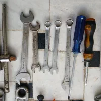 آچار و ابزار|ابزارآلات|قم, قلعه کامکار|دیوار