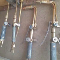 فروش و تعمیر مانومتر و سری برش انواع گازهای صنعتی