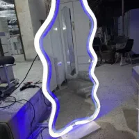 اینه نور دار موج دار