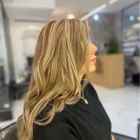 رنگ و لایت|خدمات آرایشگری و زیبایی|صدرا-فارس, فاز ۱|دیوار