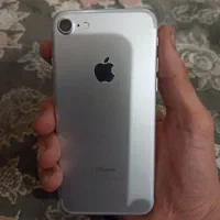 آیفون 7 درحد اک