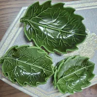 پیش دستی برگ تزئینی