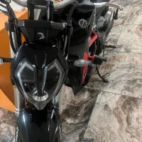 موتورسیکلت بنلی 300