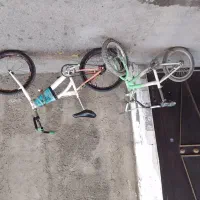 دوچرخه|دوچرخه، اسکیت، اسکوتر|چهارباغ, |دیوار