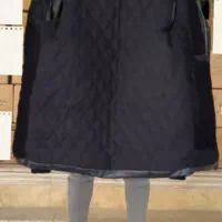 کاپشن اوور|لباس|قروه, |دیوار