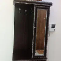 جاکفشی ایستاده با اینه قدی طرح سلطنتی .