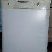 ظرفشویی تمیز خیلی کم کار