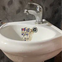 روشویی با شیر آلات|لوازم سرویس بهداشتی|رشت, پسیخان|دیوار