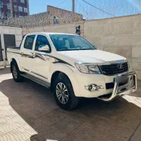 تویوتا هایلوکس 2014