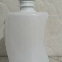 بطری شیشه شوی و مایع عمده|مواد شوینده و دستمال کاغذی|اراک, |دیوار