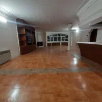 آپارتمان/۱۸۵ متری/طبقه دوم/۳ خواب