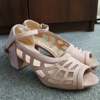 کفش مجلسی زنانه، دخترانه