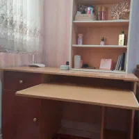 میز تحریر و آرایش کاملا نو