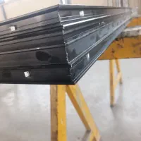 مونتاژ کار حرفه ای درب و پنجره الومینیومی