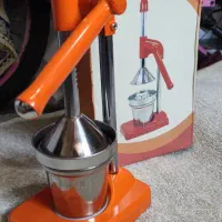 آب انار گیر آک آک تو جعبه نو نو