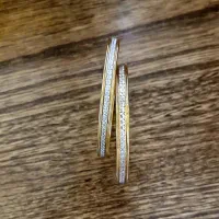 یک جفت النگو تراشخورده