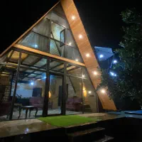 کلبه لیانا|اجارهٔ کوتاه‌مدت ویلا و باغ|شاندرمن, |دیوار