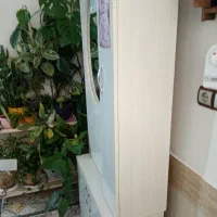 جا کفشی اینه دار سالم وبدون هیچ مشکل|جاکفشی، کمد، دراور|کاشمر, |دیوار