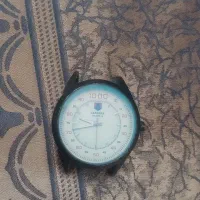 ساعت قدیمی|کلکسیون اشیاء عتیقه|مبارکه, |دیوار