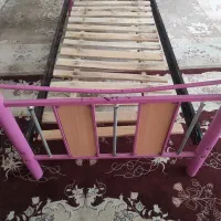 تخت یک نفره