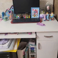 سرویس اتاق خواب  در حد نو بسیار تمیز