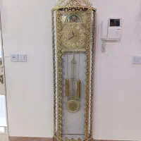 ساعت ایستاده برنزی