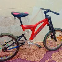 یک عدد دوچرخه باز سازی شده