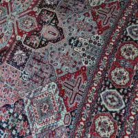 یک فرش ۹ متری در حد نو تخفیف ویژه ۵۰ درصد