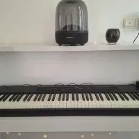 yamaha p80 یاماها پی ۸۰ پیانو دیجیتال همراه با میز