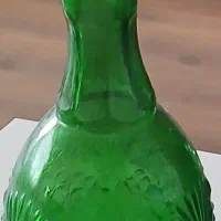 یک عدد تنگ سبز