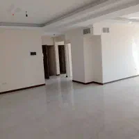 مغازه حدود ۱۷۰ متر مربع برق سه فاز  همکف