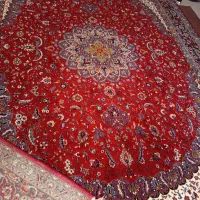 فرش ۱۲ متری قرمز لاکی