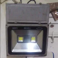 پرژکتور۱۰۰وات وکالسکه بچه|سیستم صوتی خانگی|همدان, |دیوار