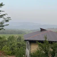 زمین روی بلندی با ویوی ابدی شهر زیر پاته