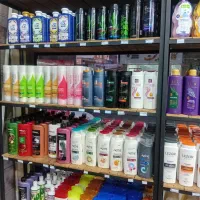 فروشنده شوینده و آرایشی