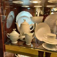 چینی طوس کرم رویال طرح دار|ظروف سرو و پذیرایی|تهران, شوش (باغ آذری)|دیوار