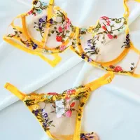 لباس زیر شیک