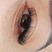 بمب تخفیفات اکستنشن مژه و لیفت به مدت محدود