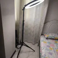 رینگ لایت هیرو همراه با سه پایه